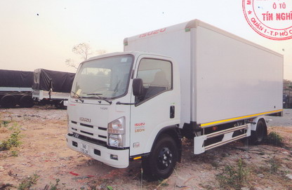 Xe tải isuzu thùng kín 5T tấn