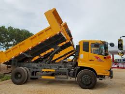 xe ben dongfeng yc180 nhập khẩu 2 chân 8 tấn 6 khối